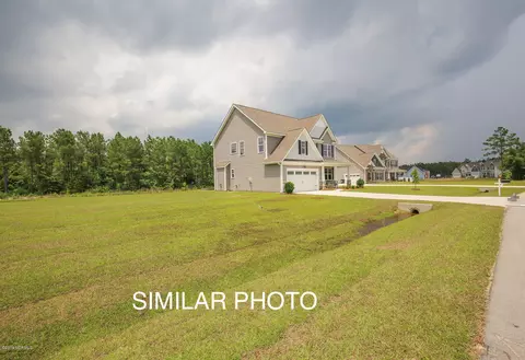 694 Aria Ln, Hubert, NC 28539 photo 3