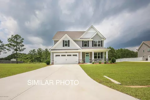 694 Aria Ln, Hubert, NC 28539 photo 1