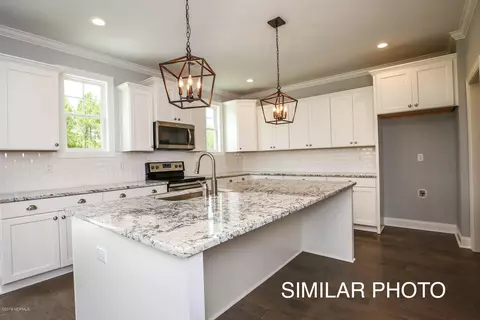694 Aria Ln, Hubert, NC 28539 photo 5