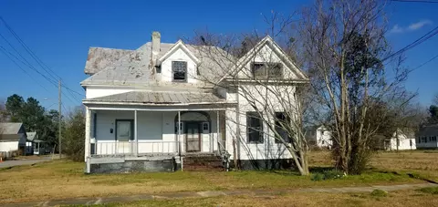 700 E Gordon St, Kinston, NC 28501 photo 1