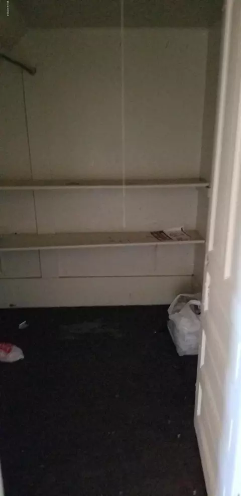 700 E Gordon St, Kinston, NC 28501 photo 5