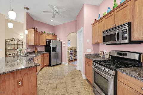 931 Highlands Dr, Hampstead, NC 28443 photo 14