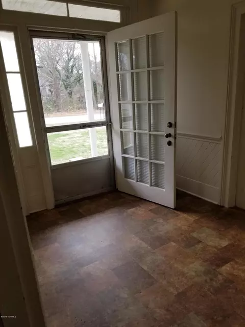 223 E Railroad St, Spring Hope, NC 27882 photo 8
