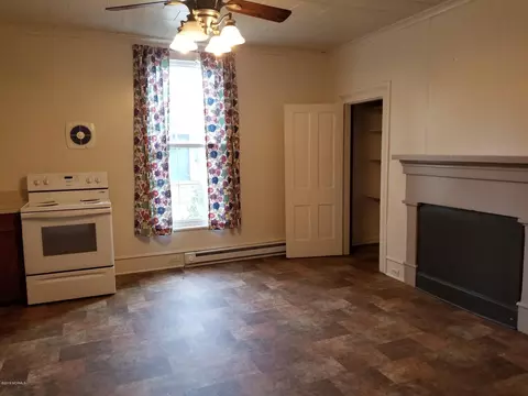 223 E Railroad St, Spring Hope, NC 27882 photo 10