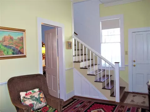 303 E Main St, Washington, NC 27889 photo 3