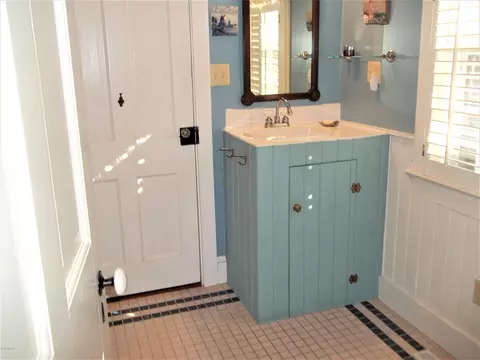 303 E Main St, Washington, NC 27889 photo 14