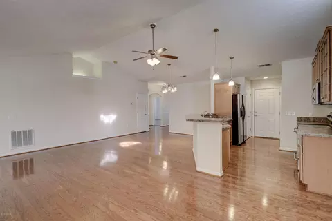 600 Azalea Dr, Hampstead, NC 28443 photo 8