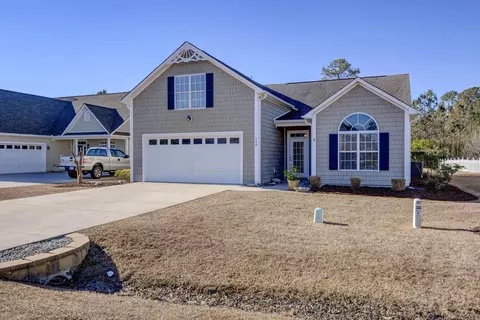 600 Azalea Dr, Hampstead, NC 28443 photo 1