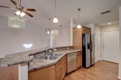 600 Azalea Dr, Hampstead, NC 28443 photo 6