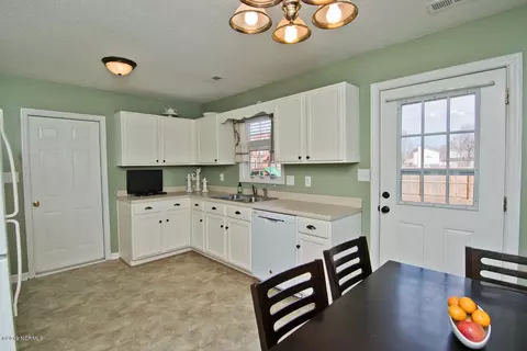 303 Fox Way S, Hubert, NC 28539 photo 15