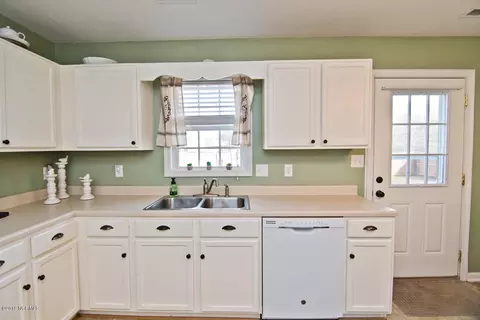 303 Fox Way S, Hubert, NC 28539 photo 13