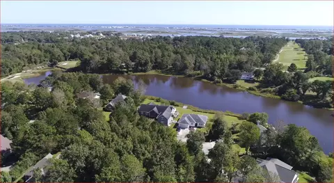 146 Pine Needle Dr, Hampstead, NC 28443 photo 5