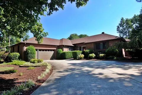143 Olde Point Rd, Hampstead, NC 28443 photo 1