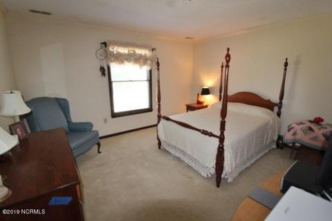 669 Hughes Rd, Hampstead, NC 28443 photo 10