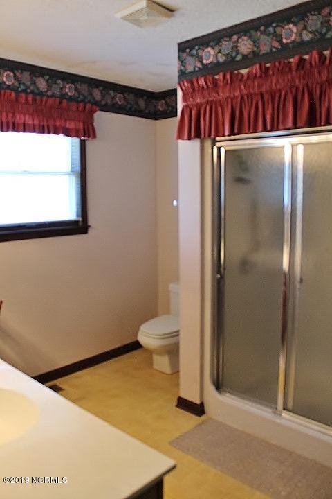 669 Hughes Rd, Hampstead, NC 28443 photo 14