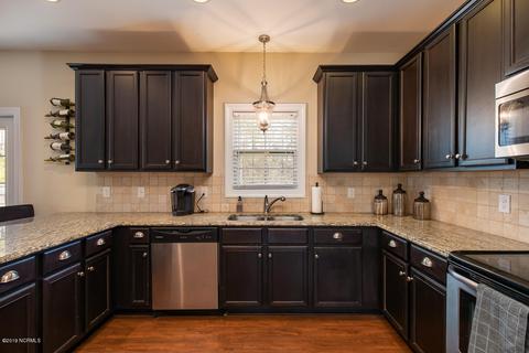 802 Drea Ct, Hubert, NC 28539 photo 10
