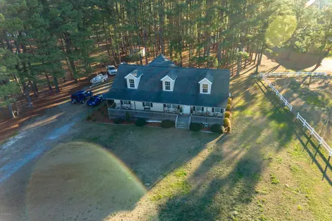 6141 Squirrel Den Rd, Bailey, NC 27807 photo 1