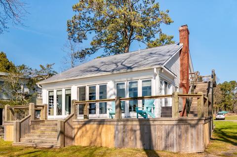1263 Bayview Rd, Bath, NC 27808 photo 1
