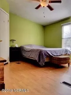 202 Oval Dr, Hampstead, NC 28443 photo 12