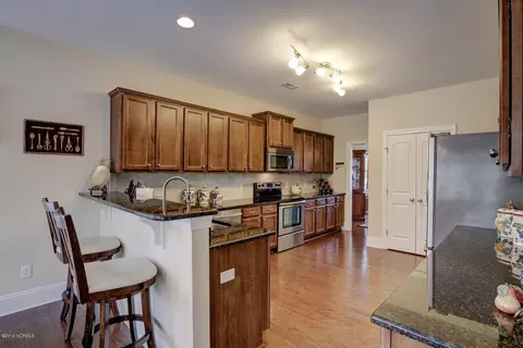69 Round Table Ln, Hampstead, NC 28443 photo 9