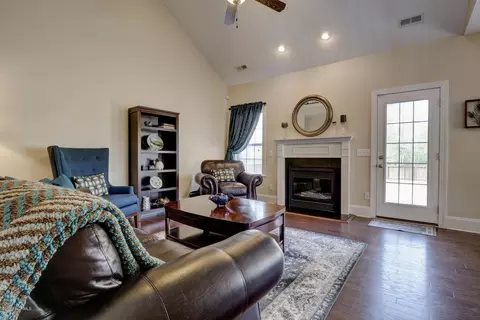69 Round Table Ln, Hampstead, NC 28443 photo 13