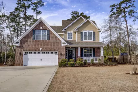 69 Round Table Ln, Hampstead, NC 28443 photo 1