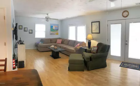 427 40th St, Sunset Beach, NC 28468 photo 6