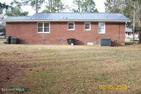 722 Bray St, Wallace, NC 28466 photo 2