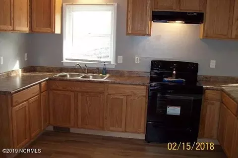 722 Bray St, Wallace, NC 28466 photo 9