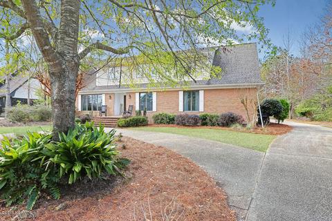 162 Olde Point Rd, Hampstead, NC 28443 photo 2