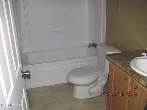 407 Middle Rd, Aurora, NC 27806 photo 6