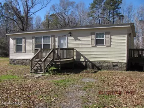 407 Middle Rd, Aurora, NC 27806 photo 1