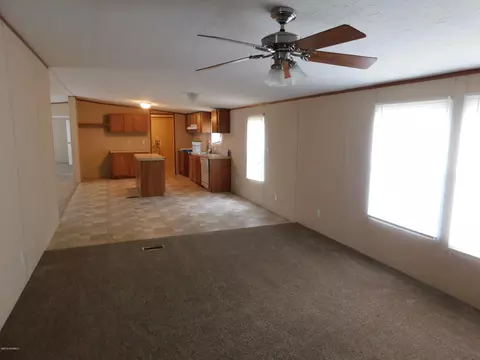 355 Can Dr, Maxton, NC 28364 photo 12