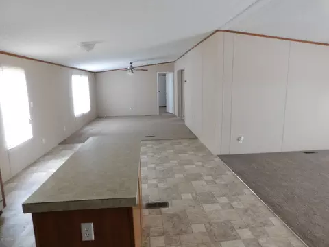 355 Can Dr, Maxton, NC 28364 photo 9