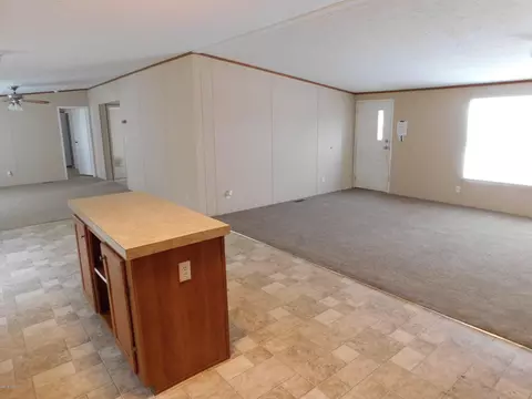 355 Can Dr, Maxton, NC 28364 photo 11