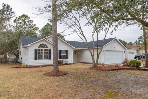 103 Avon Dr, Hubert, NC 28539 photo 2