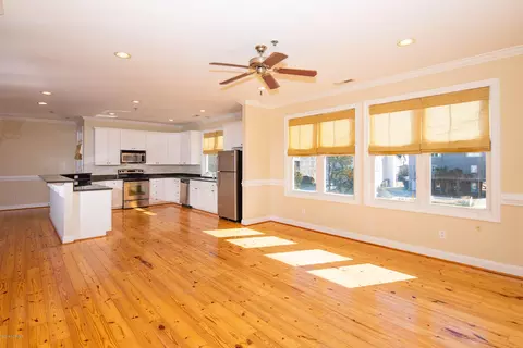 107 Willis Ave #1, Atlantic Beach, NC 28512 photo 5