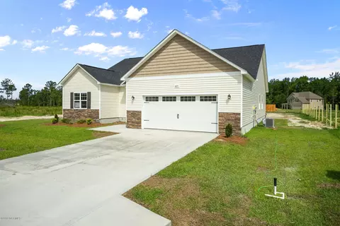 691 Aria Ln, Hubert, NC 28539 photo 3