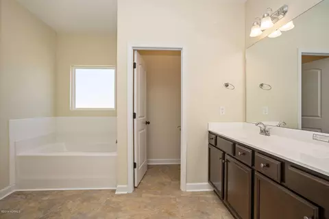 691 Aria Ln, Hubert, NC 28539 photo 15