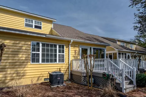 809 Sloop Pointe Ln, Kure Beach, NC 28449 photo 4