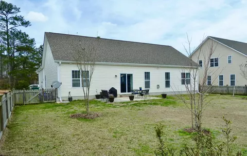 417 Landsdowne Cir, Hampstead, NC 28443 photo 26