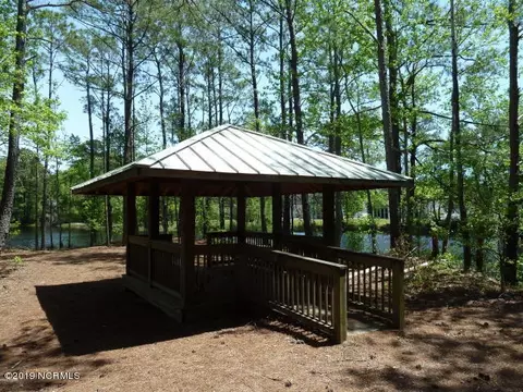 417 Landsdowne Cir, Hampstead, NC 28443 photo 39