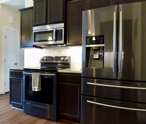 417 Landsdowne Cir, Hampstead, NC 28443 photo 9