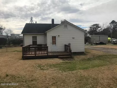 1008 E 5th St, Washington, NC 27889 photo 3