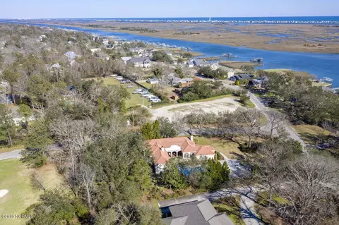 367 Olde Point Loop, Hampstead, NC 28443 photo 2
