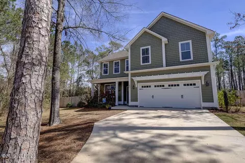 92 Hidden Bluff Trl, Hampstead, NC 28443 photo 1