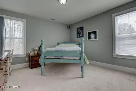 92 Hidden Bluff Trl, Hampstead, NC 28443 photo 18