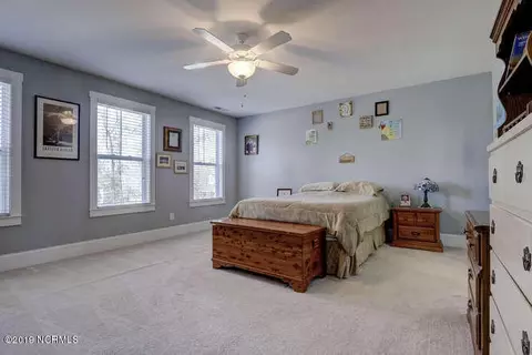 92 Hidden Bluff Trl, Hampstead, NC 28443 photo 14