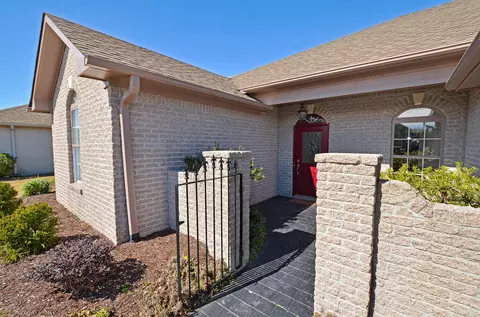 151 Castle Bay Dr, Hampstead, NC 28443 photo 2