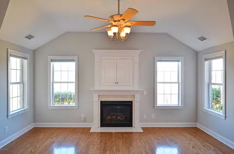 151 Castle Bay Dr, Hampstead, NC 28443 photo 9